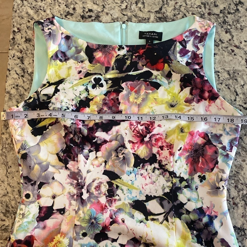 Tahari neon bold floral print boatneck sheath dress 8 PP3 - Picture 11 of 12